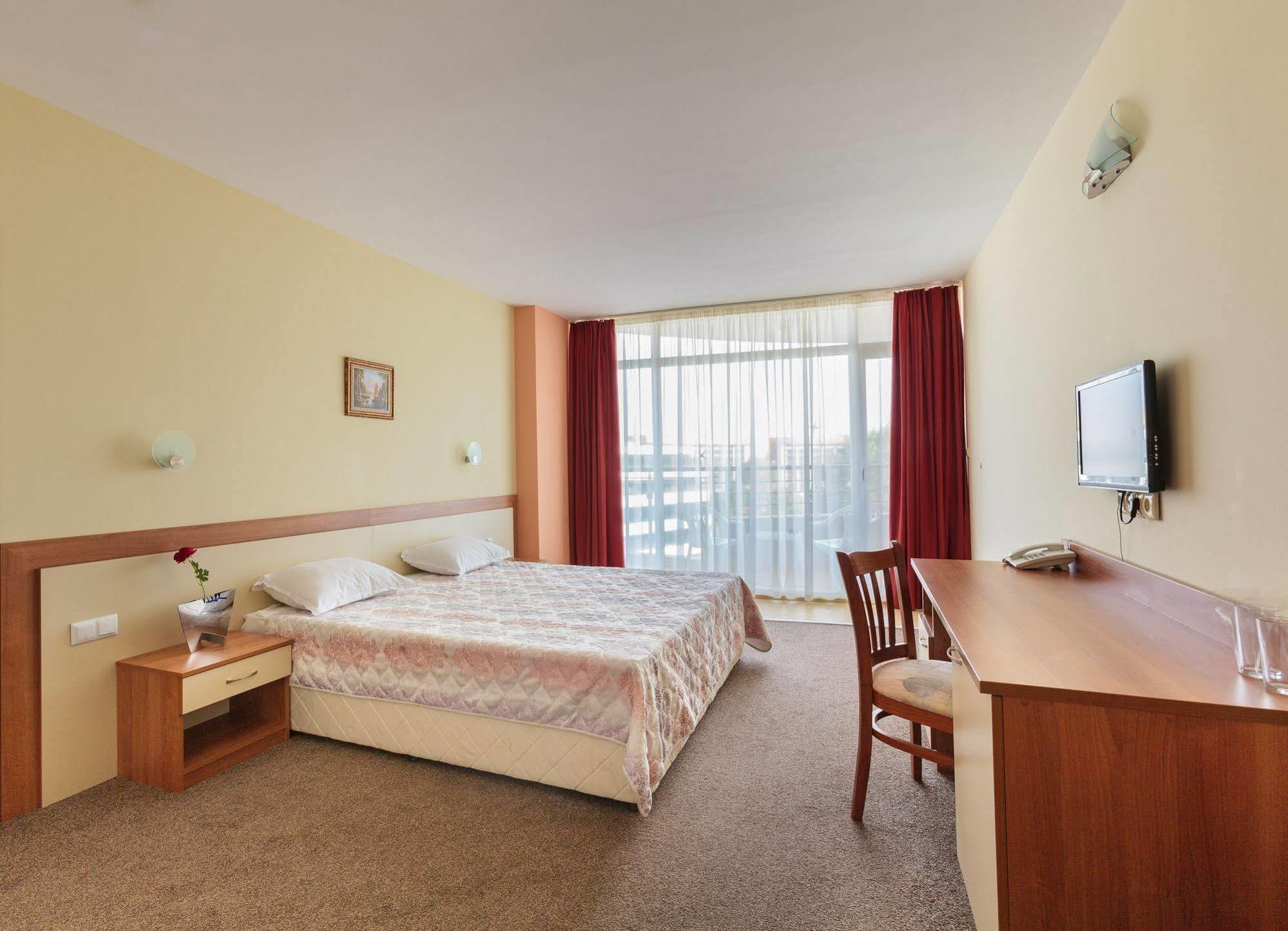 Hotel Riagor Slantchev Briag Extérieur photo