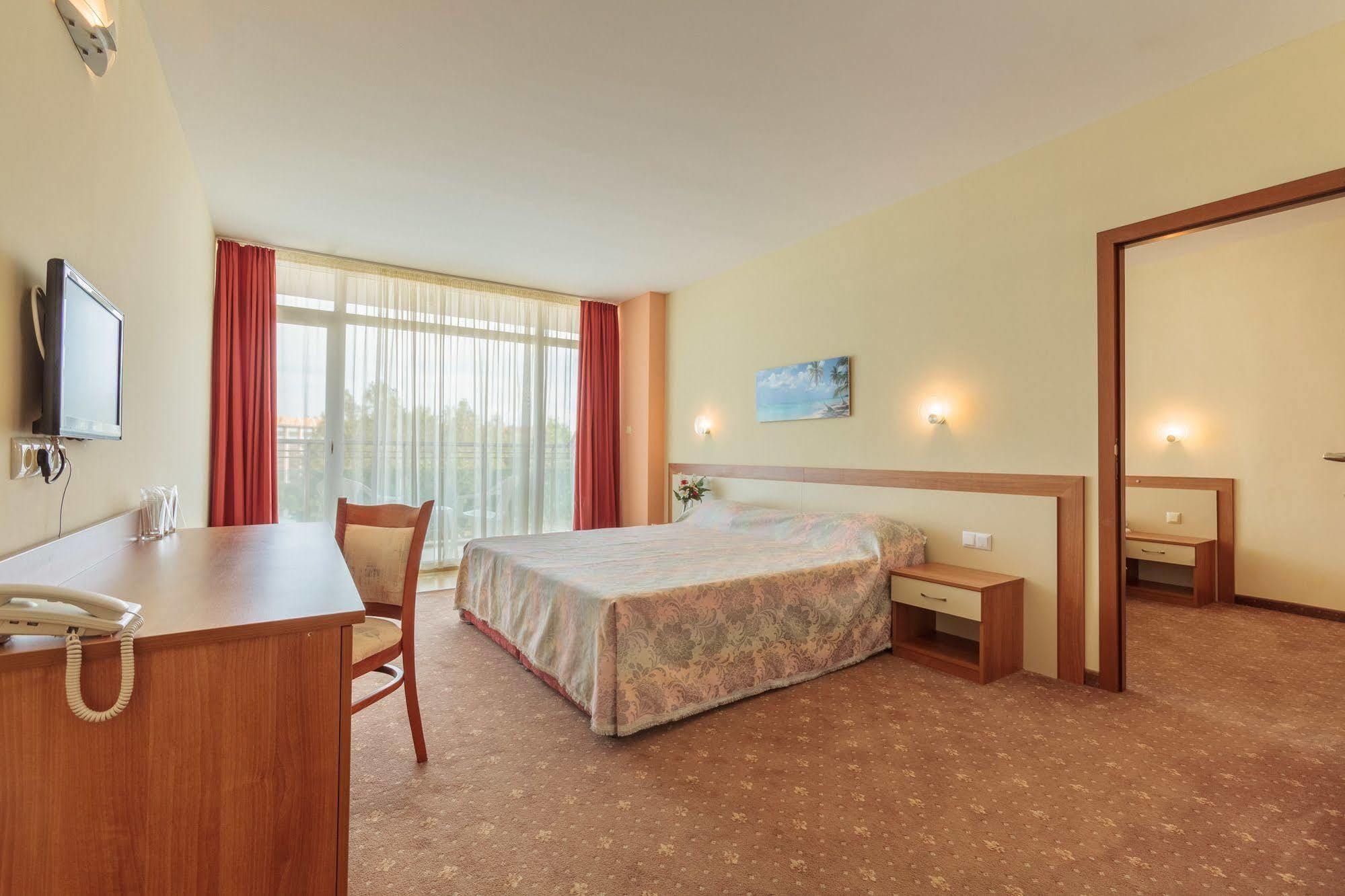 Hotel Riagor Slantchev Briag Extérieur photo