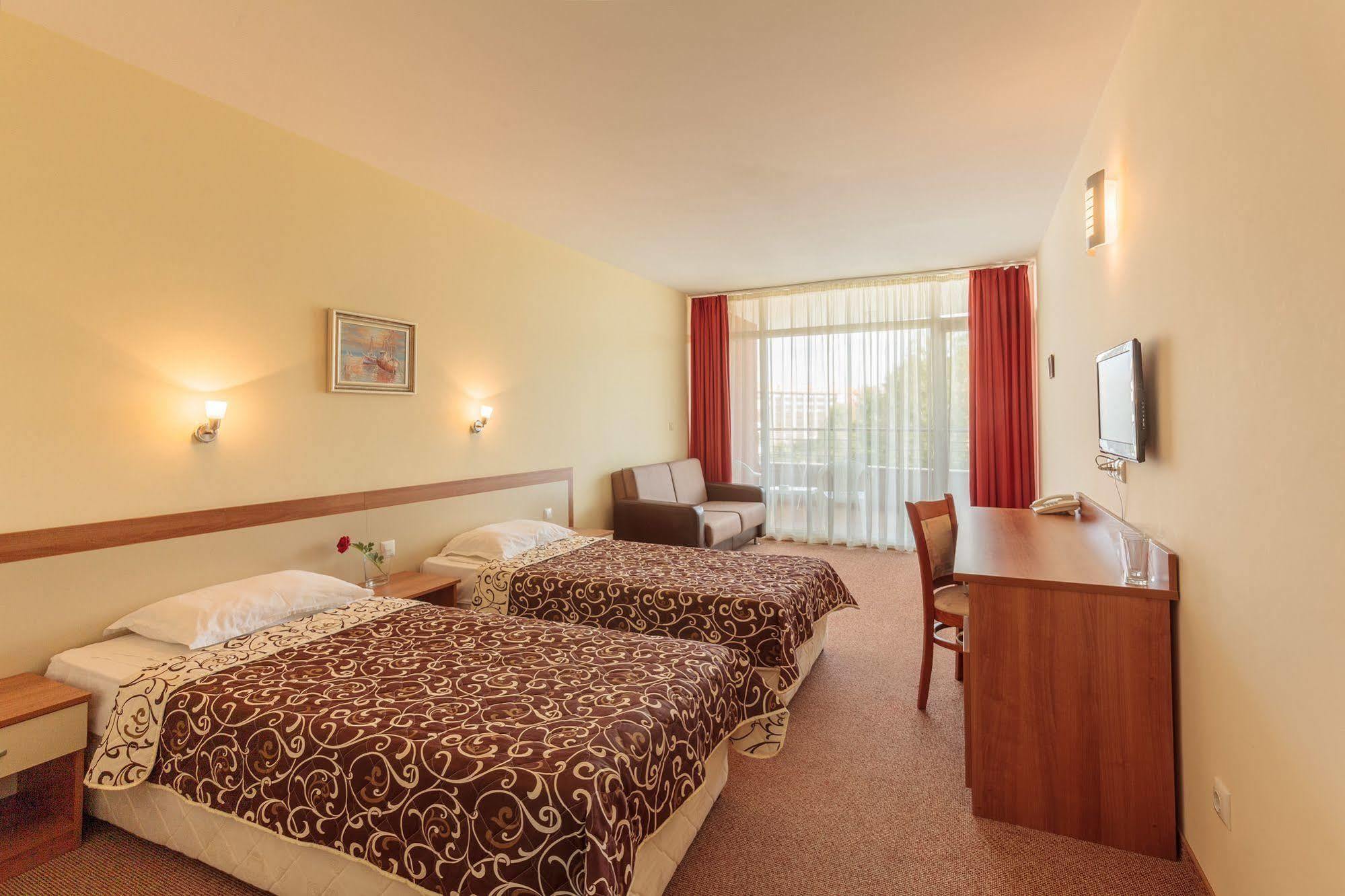 Hotel Riagor Slantchev Briag Extérieur photo